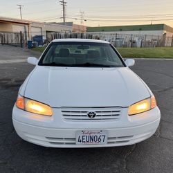 1999 Toyota Camry
