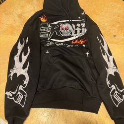 Clothes for sell most are mediums