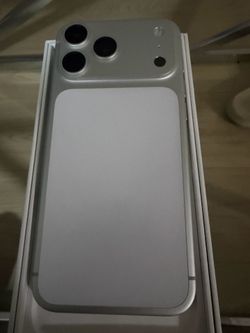iPhone 17 pro max