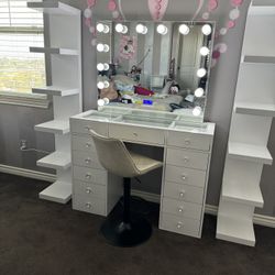 Hollywood Style Vanity Set