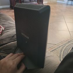 Netgear Nighthawk Ac1900 Wifi Cable Modem Router