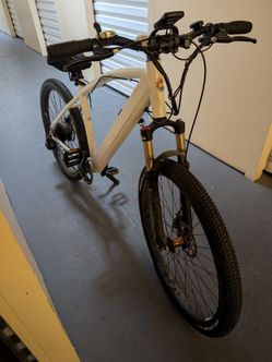 Used E-bike- needs new battery- otherwise good condition