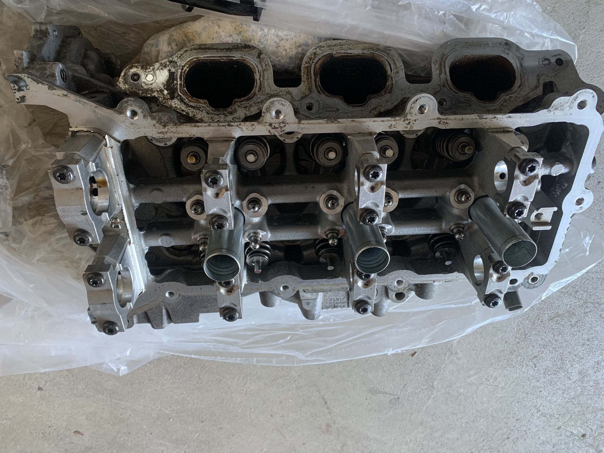 2011-2015 Dodge Jeep Chrysler 3.6L V6 Engine Cylinder Head Left 0(contact info removed)A1