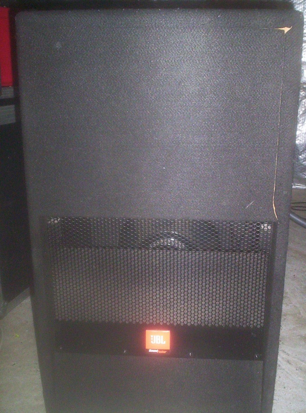 JBL SF22SP Powered Subwoofer