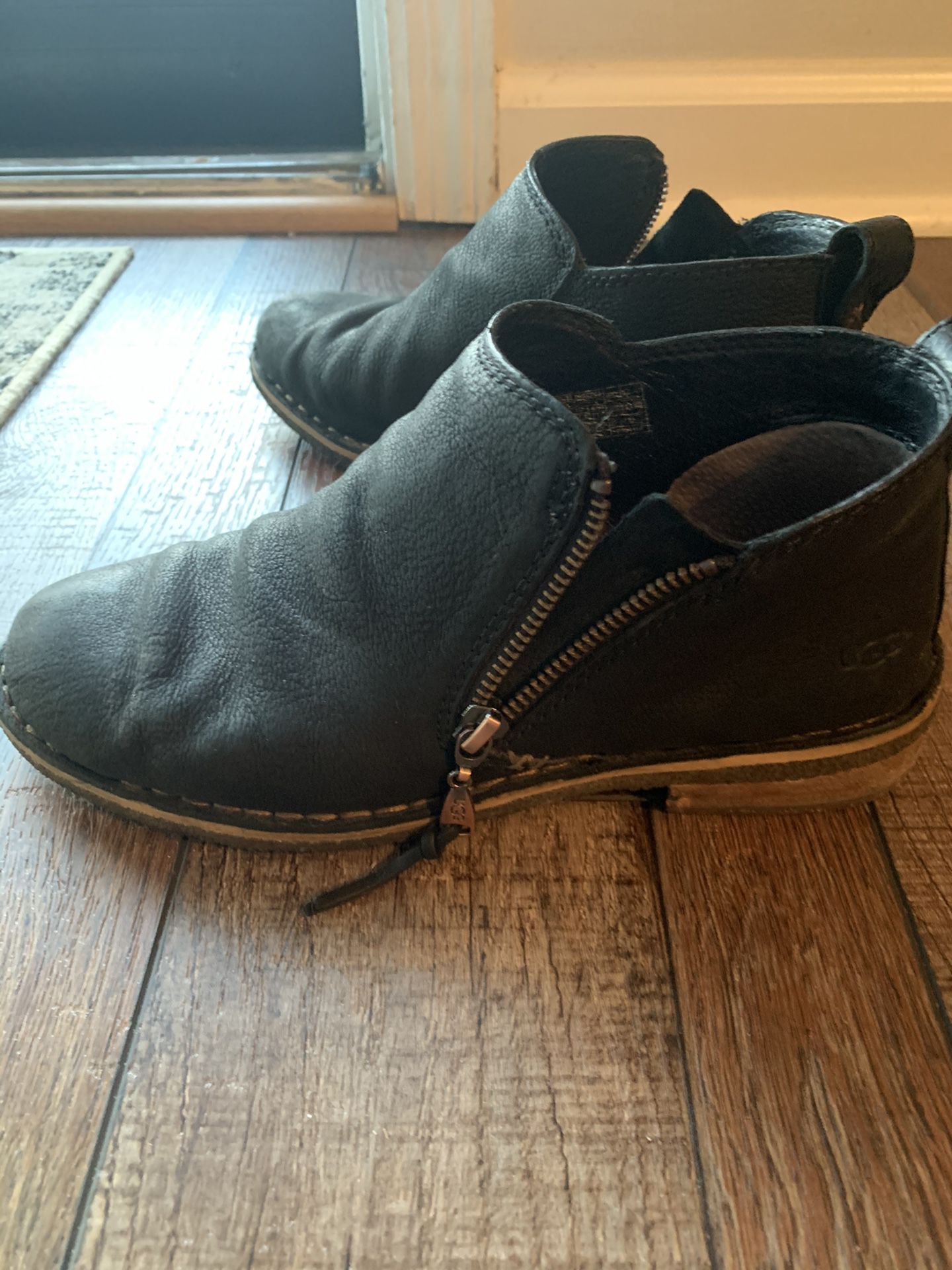 Ugg Ankle Boot