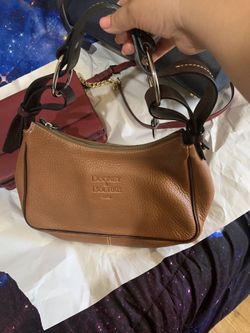 Dooney & bourke bag
