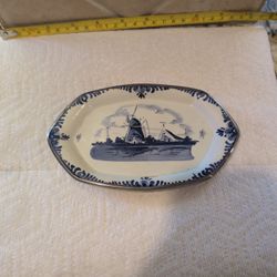 vintage Delft blue pottery dish