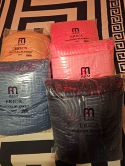 Flannel blanket s king size 20 each