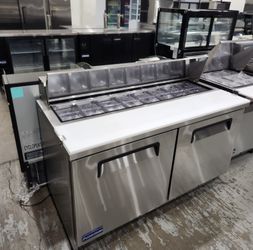 ❄️NSF Salad/Sandwich Prep Table 61" (Mesa de Preparación de Ensaladas/Sándwiches)