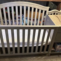 Standard Size Wooden Baby Crib With Built- In Changing Table