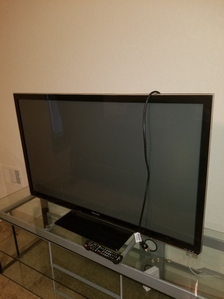 50 inch Panasonic ut50 plasma tv $150 obo