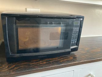 Insignia microwave