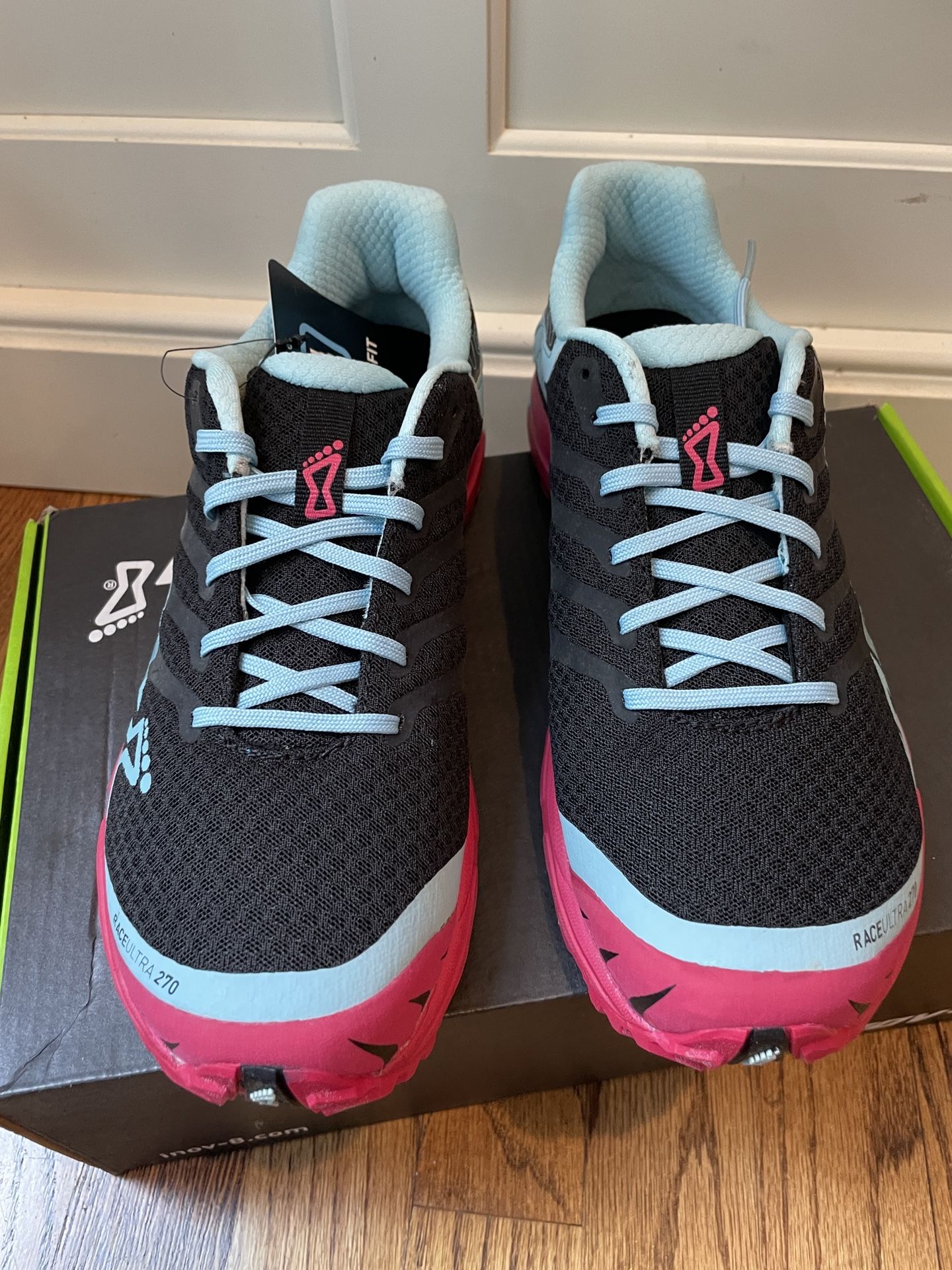 Inov-8 Women's Race Ultra 270 Trail Running Shoes Women’s Size 8.5 US Men's 7US. Condition is brand new with box! The multicolor design and sneaker st