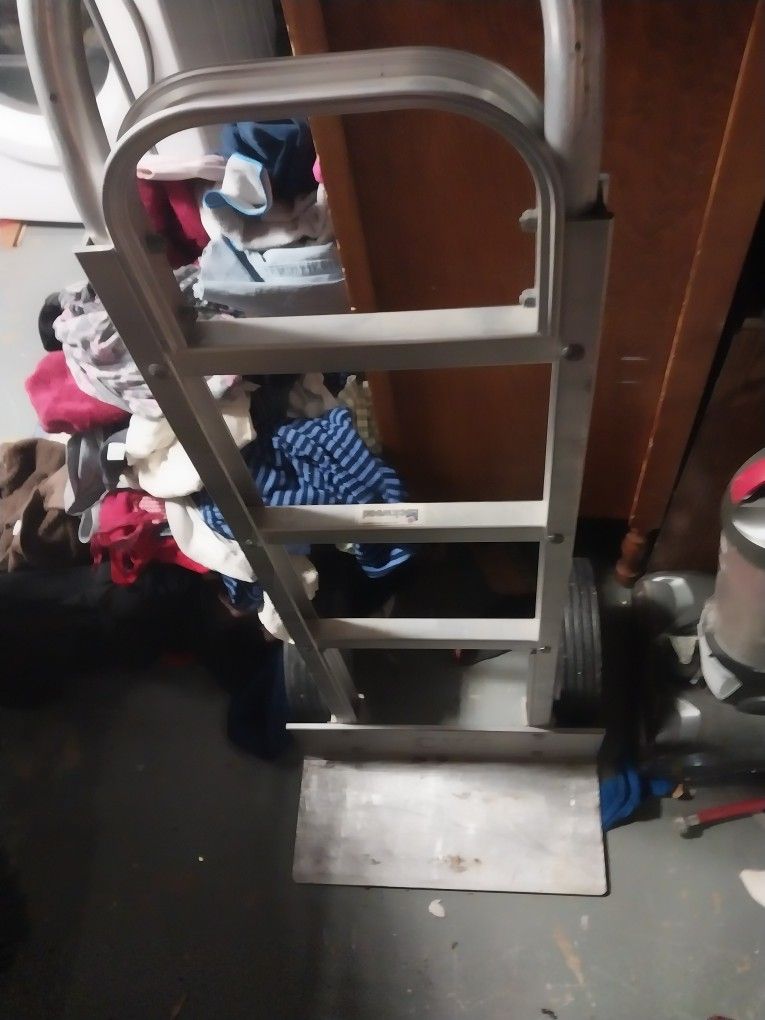 Lockwood Hand Truck