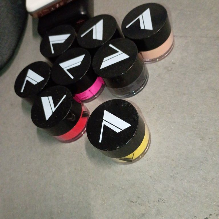 Valentino Color Acrylic