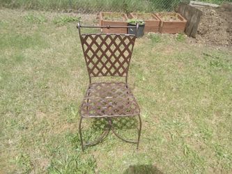 Vintage Wrought Iron Patio Chair, Great Condition. $15.00.