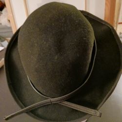 BANANA REPUBLIC BLACK WOOL HAT