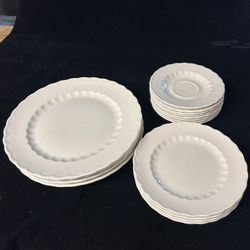 Mid Century Metlox “Vernon Ware” Patrician White