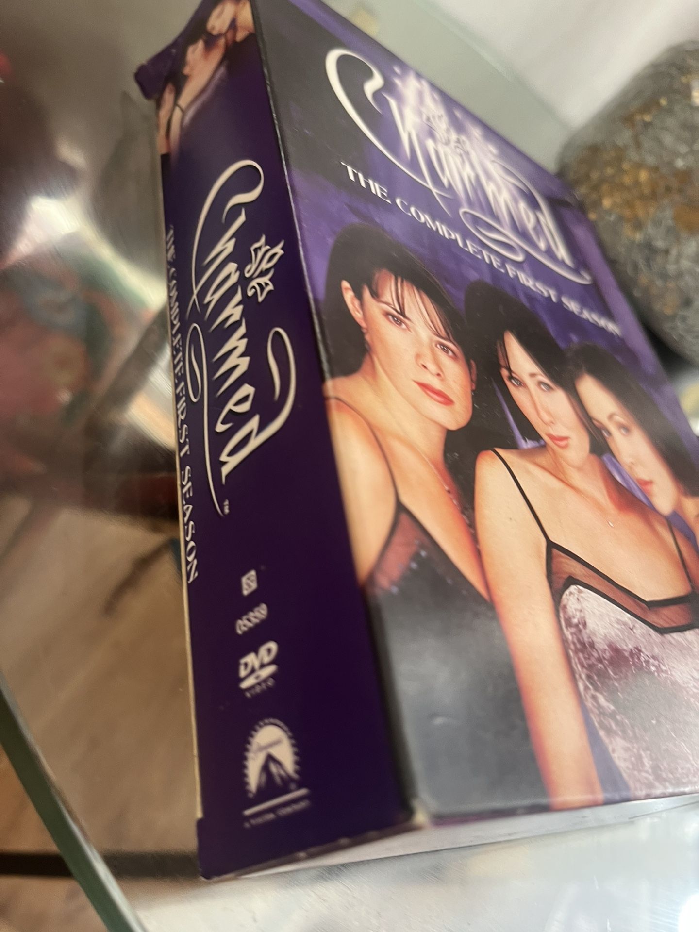 DVD 