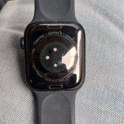 Apple Watch Series 8
