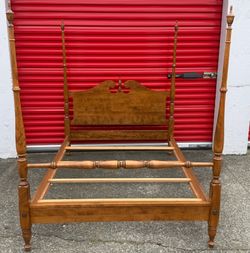 Stunning Full Size Ethan Allen Maple/Birch Bed Frame