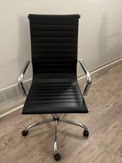 Nice Black Office Desk Chair
