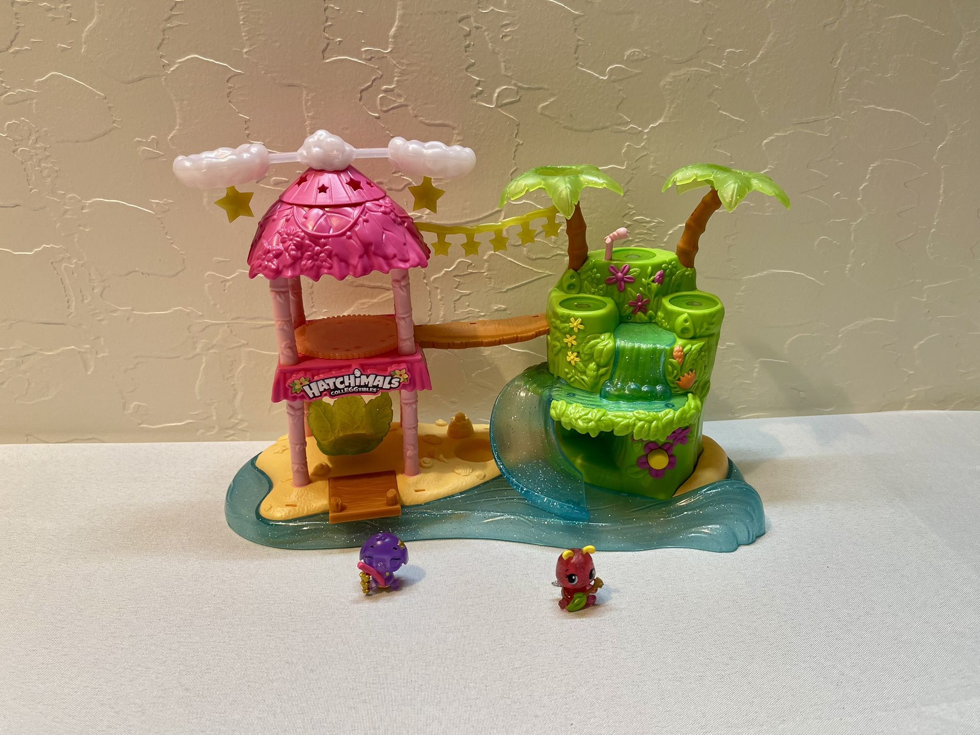 Hatchimals Tropical Party Playset with Lights, Sounds for Ages 5 and Up - Ship Only