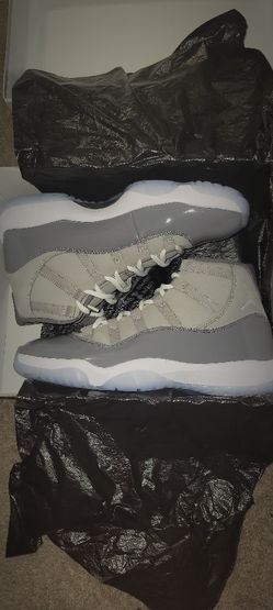 Cool Grey 11s