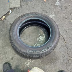 245/60/18 Michelin Lattitude Tour Tire 245 60 18. 245/60r18