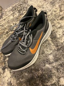 Men’s Nike Size 11 Run All Day 