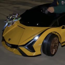 Lamborghini Kids Ride On Car With Parent Remote Control 