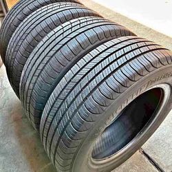 195/65r15 Michelin Tires Cón 80% De Vida Las 4 