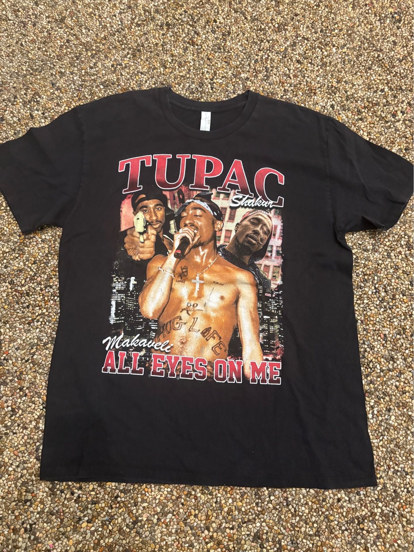 Y2K Tupac Shakur “All eyes on me” crew neck T-shirt size XL