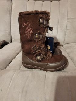 NEW GIRLS BOOTS SIZE 13