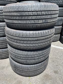 Vendo255/60/R18 las 4 llantas Goodyear las 4 por $170 ✅💯