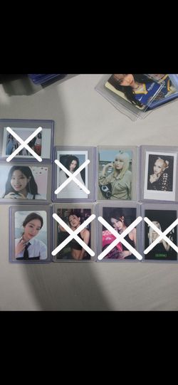 K-Pop Photocards/Polaroid