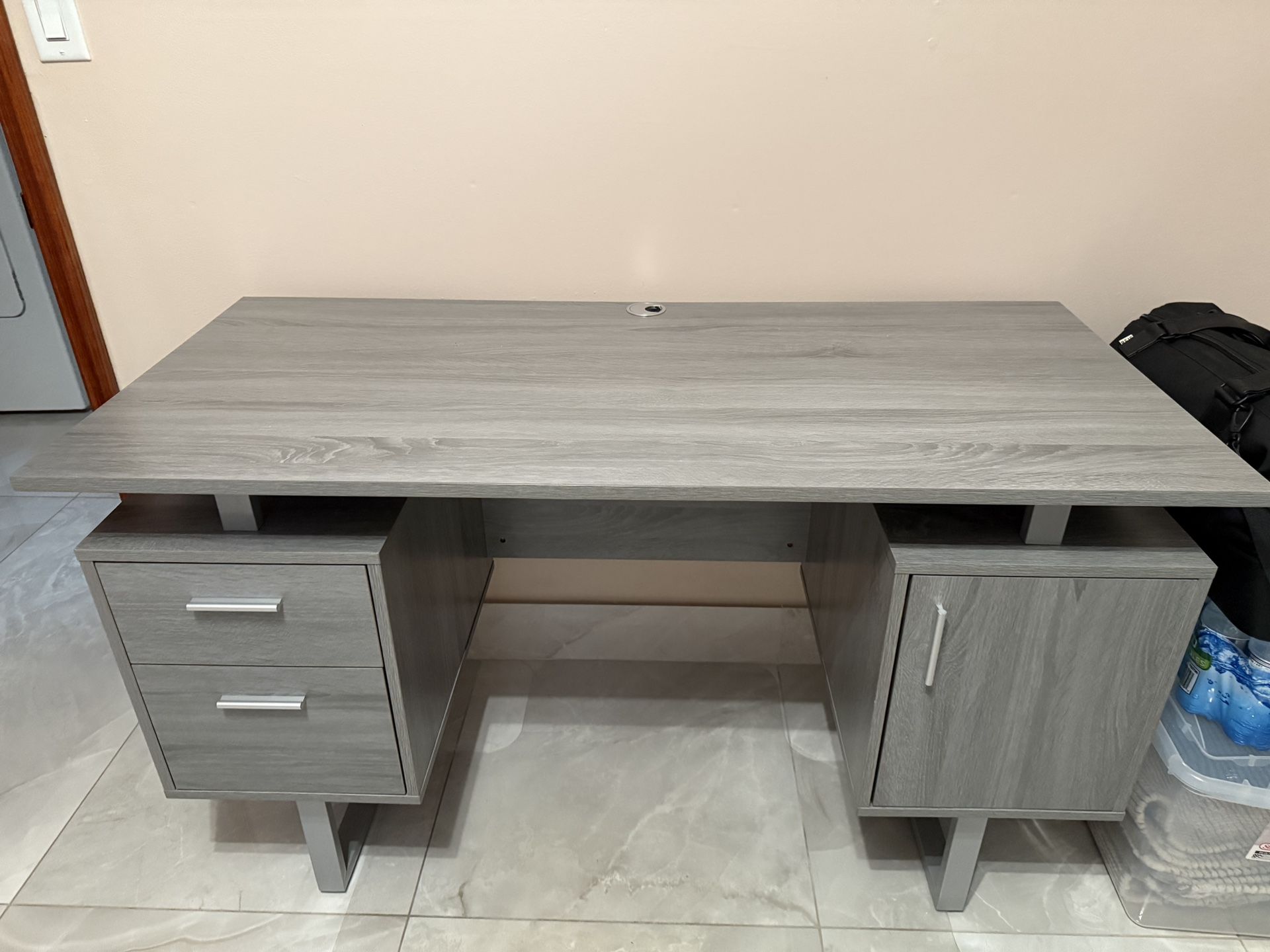 Office Gaming Desk Grey Excellent Shape