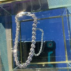 New Tiny Hearts Bracelet 