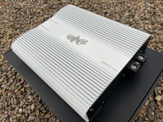 Mrmusicman CHAOS 6,000RMS watts Bass Amplifier - $459