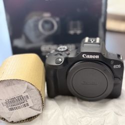Canon EOS R100