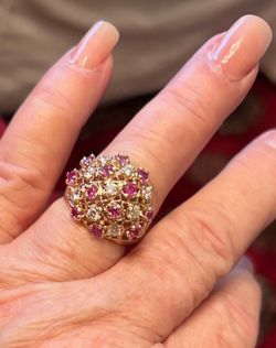 14k Gold Ring. 1 Carat Of Diamonds 1 Carat Of Rubies Vintage 1965.