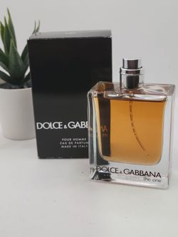Dolce&Gabbana 

The One For Men Eau De Parfum

1.7 fl ⭐️