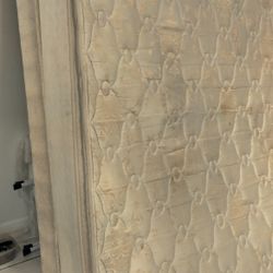 Mattress & Box Spring