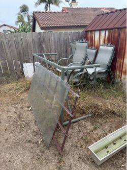 Outdoor patio set with 6 chairs