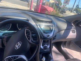 2012 Hyundai Elantra