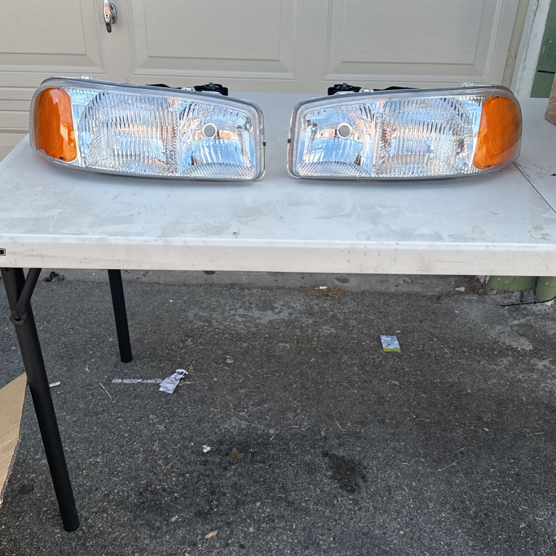 Headlights Chevy GMC 1(contact info removed)