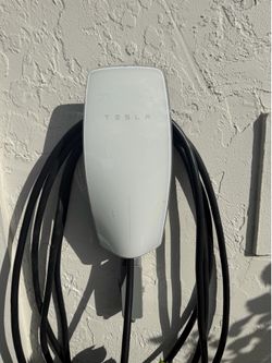 Tesla charger