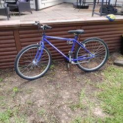 SCHWINN CLEAR CREEK 26" Bike