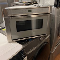 Thermador Microwave Drawer 24” 