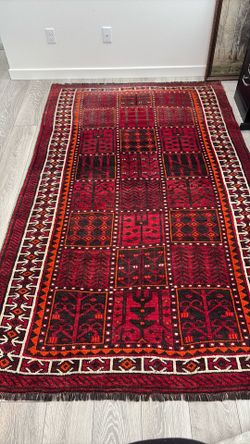 Turkish Rug 60.5” x 100”